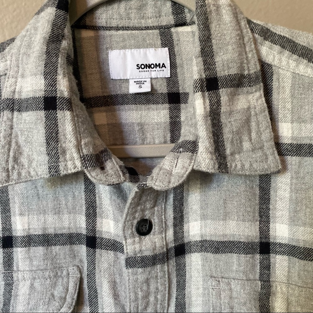 Flannel - Picture 2 of 4